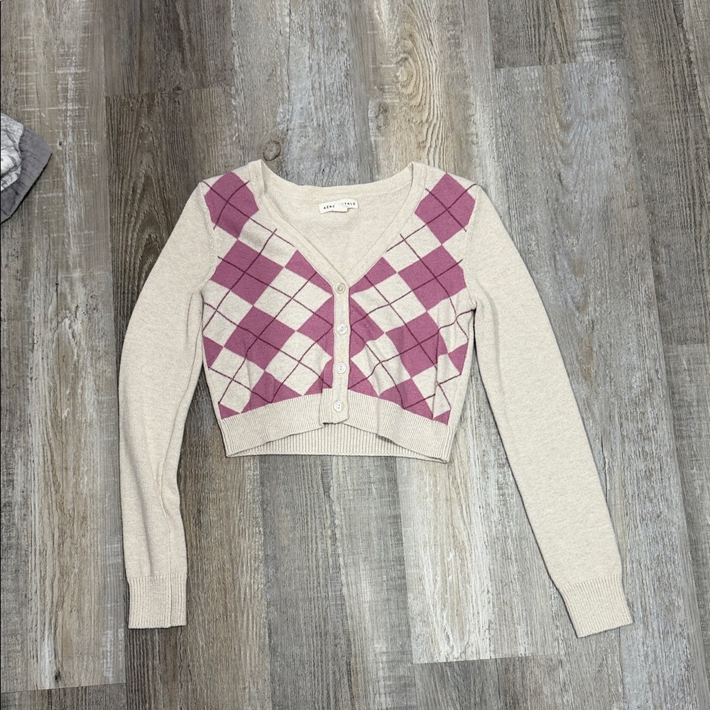 Aeropostale Beige and Mauve Argyle Cropped Cardigan